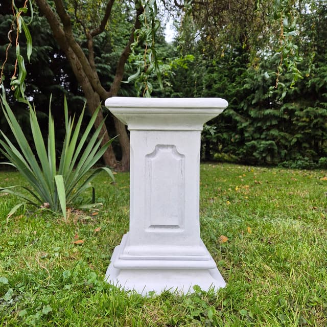Concrete Garden Column Pedestal Decorative Figure